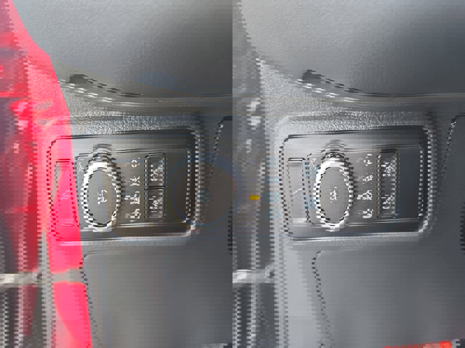 Used 2025 Ford Explorer ST w/ Sun And Sound Package image 28