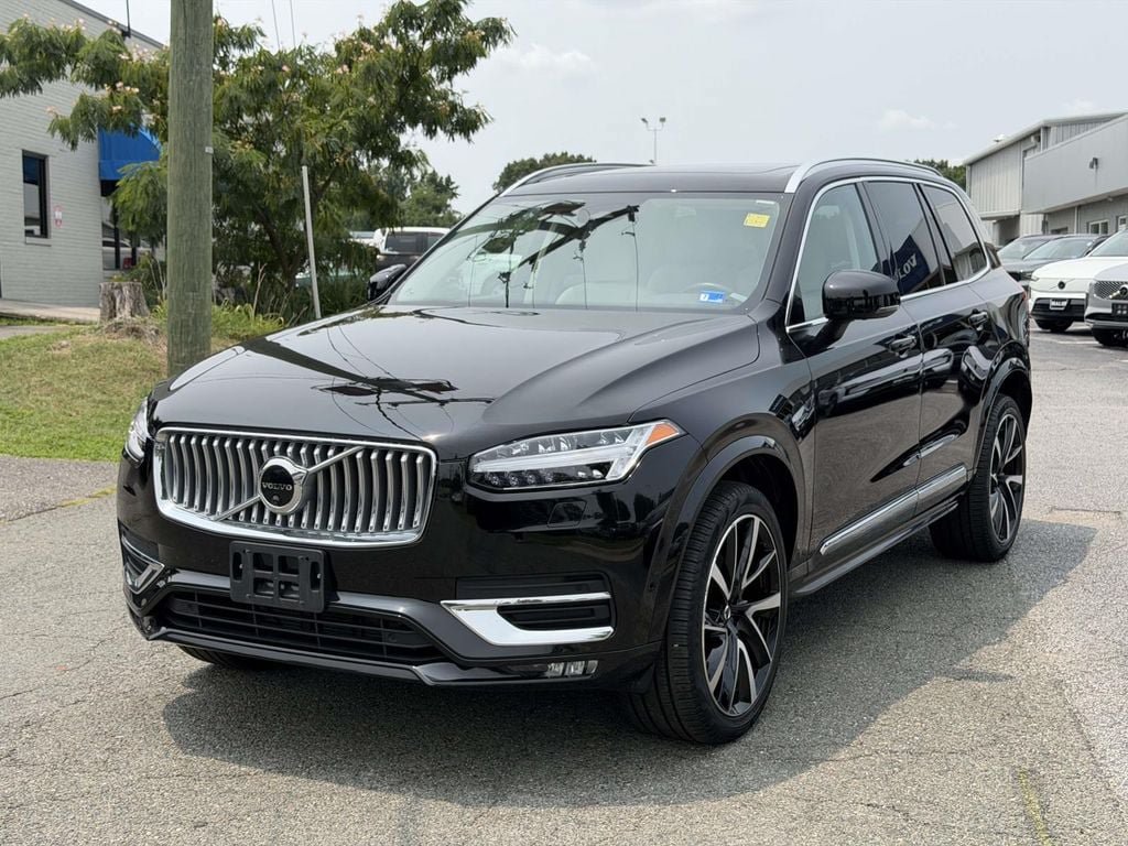 Used 2023 Volvo XC90 B6 Plus w/ Protection Package AWD/4WD image 23