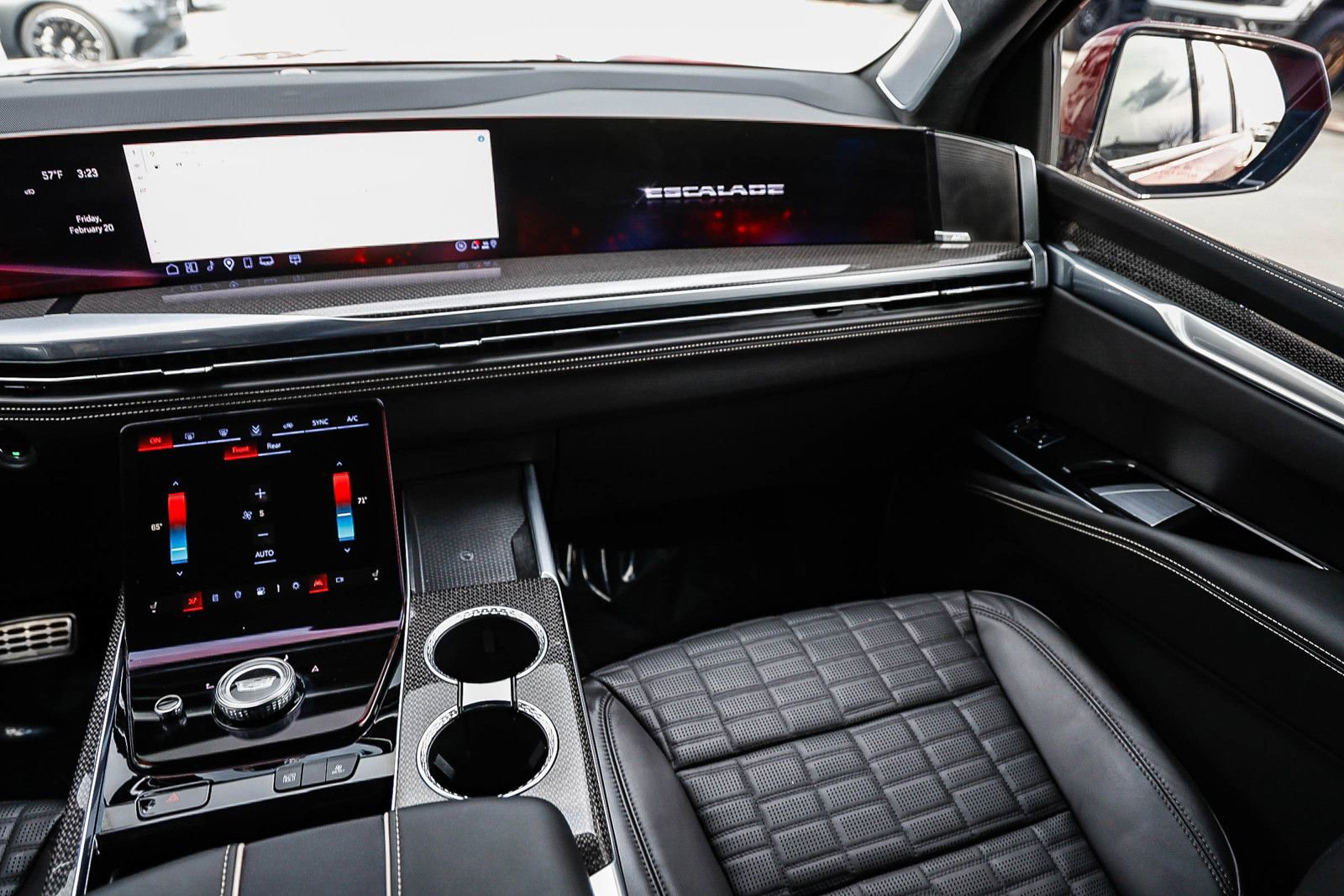 Used 2025 Cadillac Escalade ESV V image 15