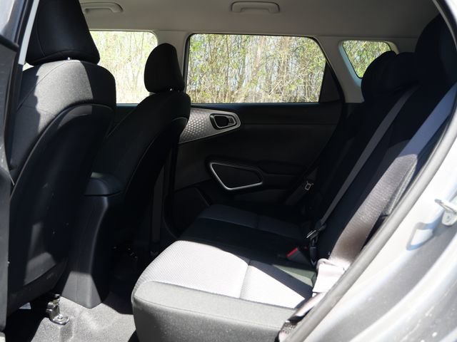 Used 2025 Kia Soul LX FWD image 26