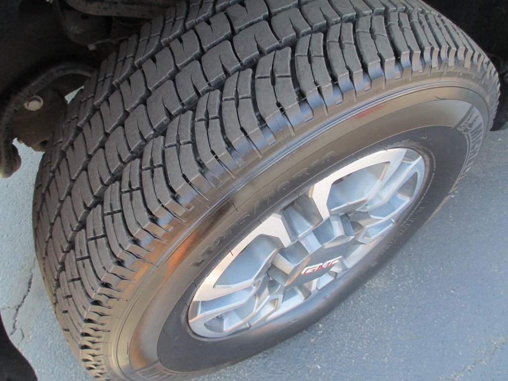 Used 2022 GMC Sierra 2500 SLT w/ Gooseneck/5TH Wheel Package image 11