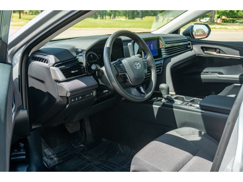 Used 2026 Toyota Camry LE FWD image 11