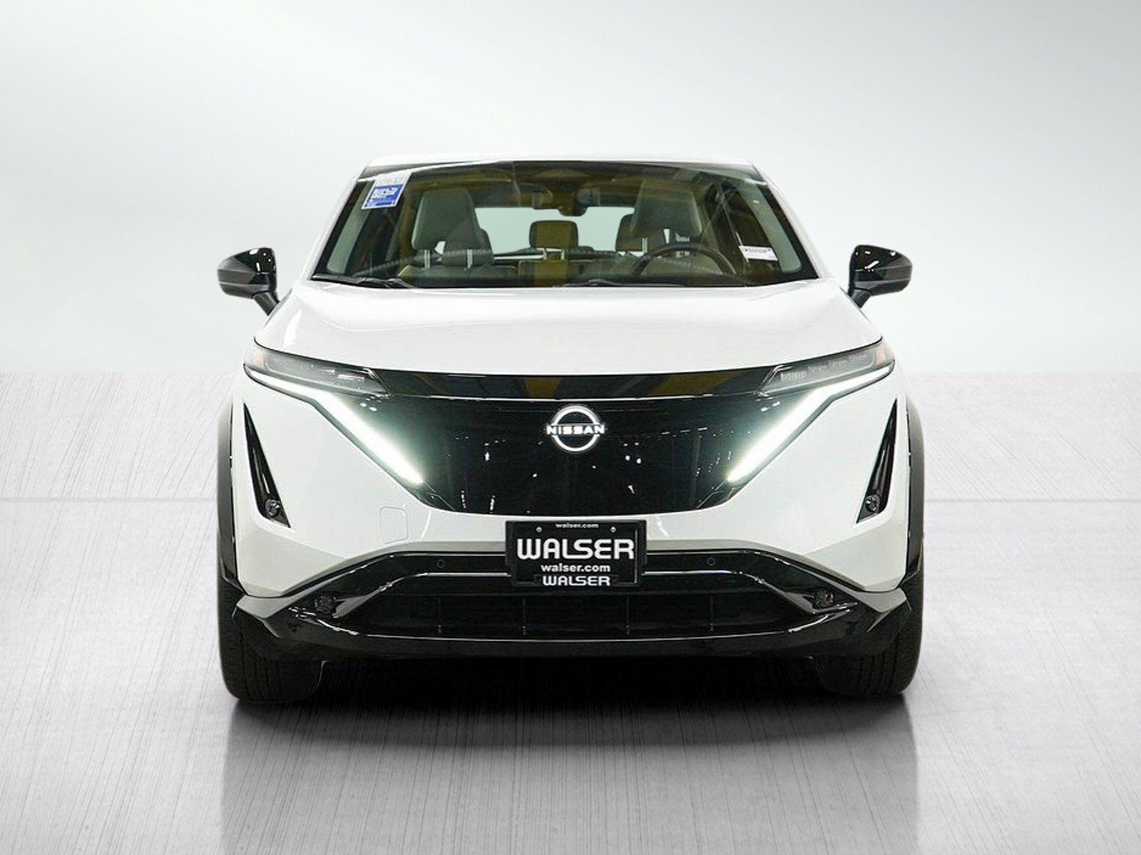Used 2024 Nissan Ariya AWD image 8