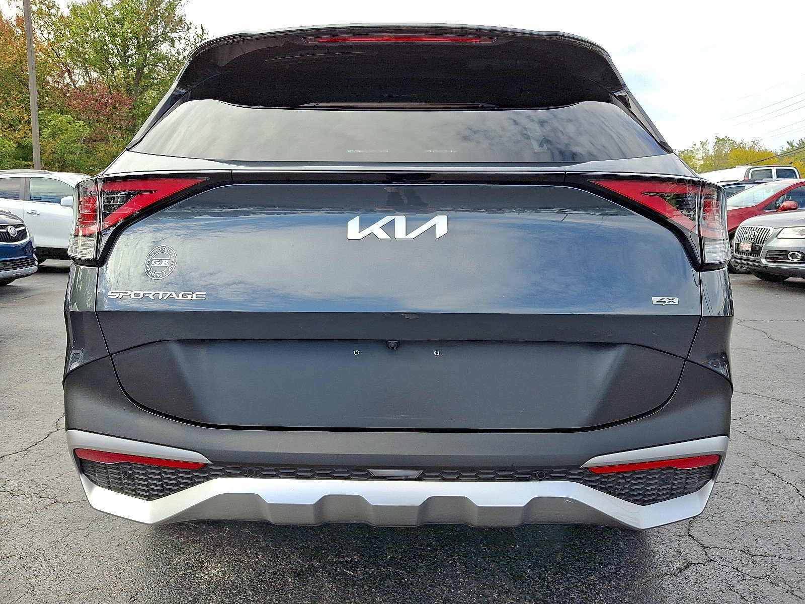 Used 2023 Kia Sportage LX image 5