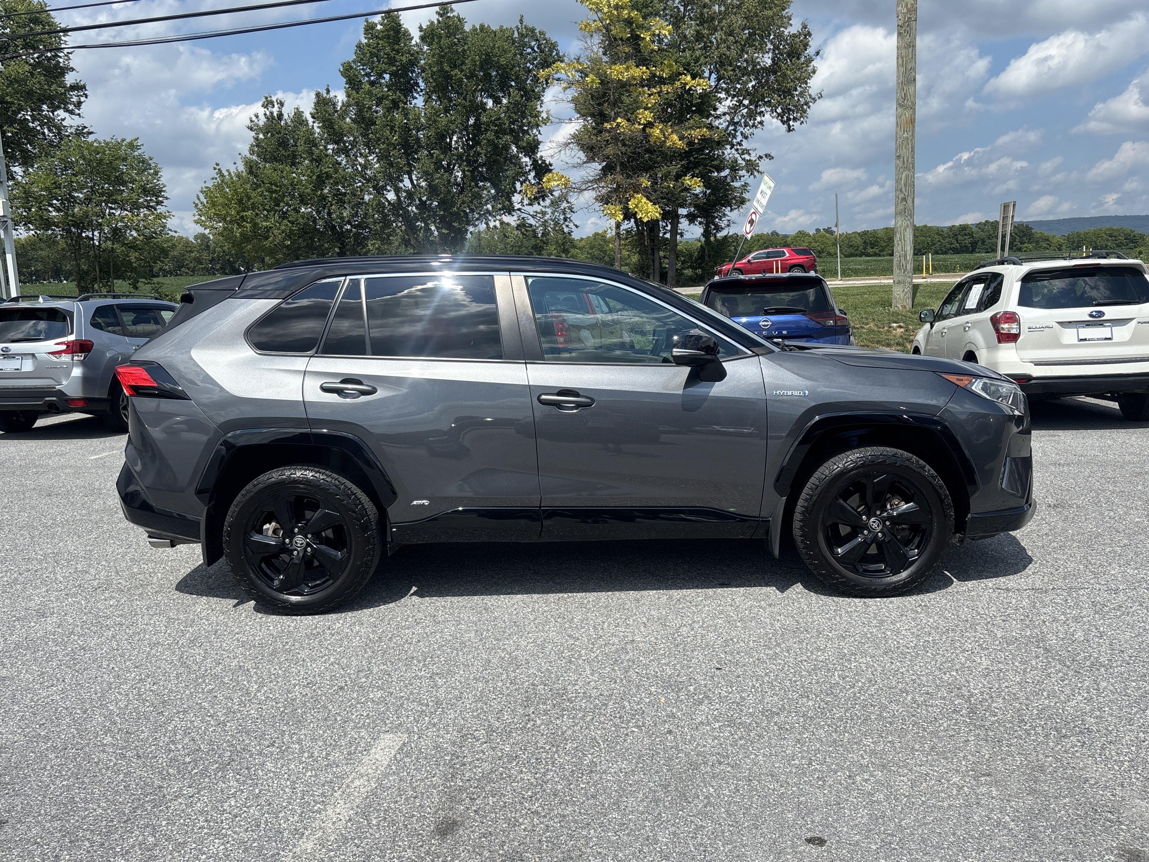 Used 2021 Toyota RAV4 XSE AWD/4WD image 23