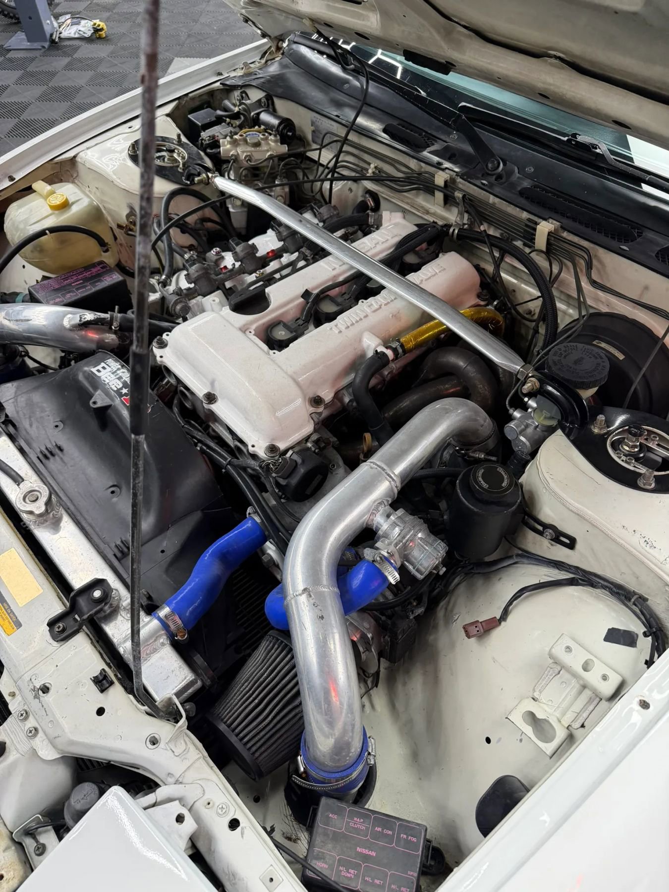 Used 1991 Nissan 240SX SE RWD image 2