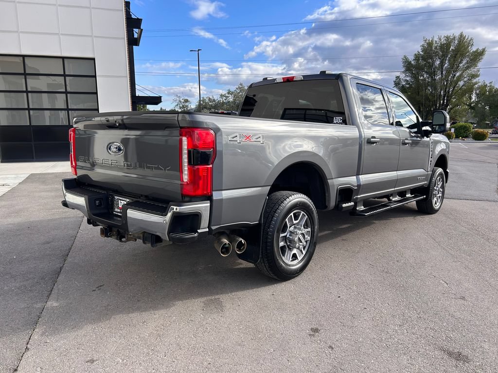 Used 2026 Ford F350 Lariat AWD/4WD image 4