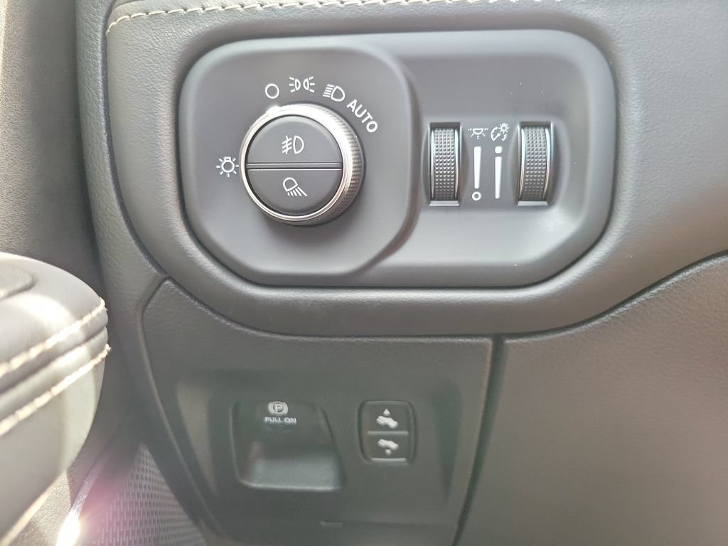 New 2026 RAM 1500 RHO w/ RHO Level 1 Equipment Group AWD/4WD image 25