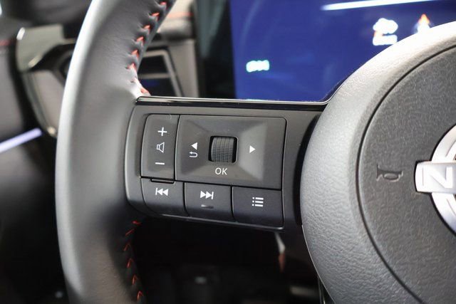 New 2026 Nissan Kicks SR w/ Cold Weather Package image 15