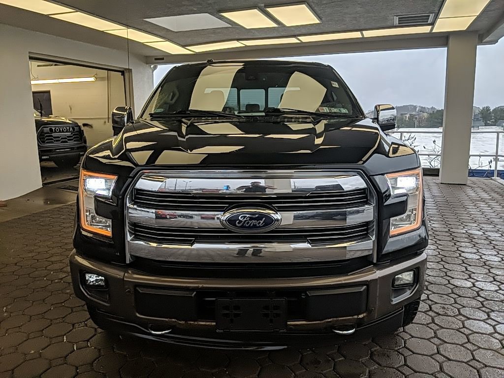 Used 2017 Ford F150 Lariat w/ Equipment Group 502A Luxury AWD/4WD image 2