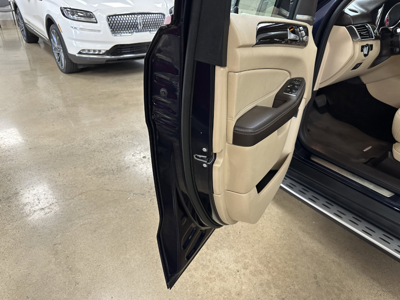 Used 2018 Mercedes-Benz GLE 350 image 48