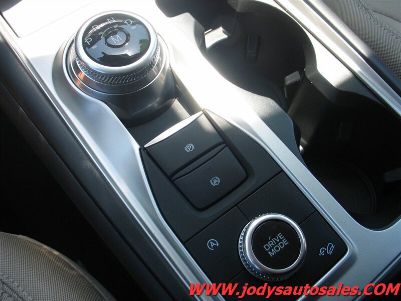 Used 2020 Ford Explorer 4WD w/ Class III Trailer Tow Package image 20