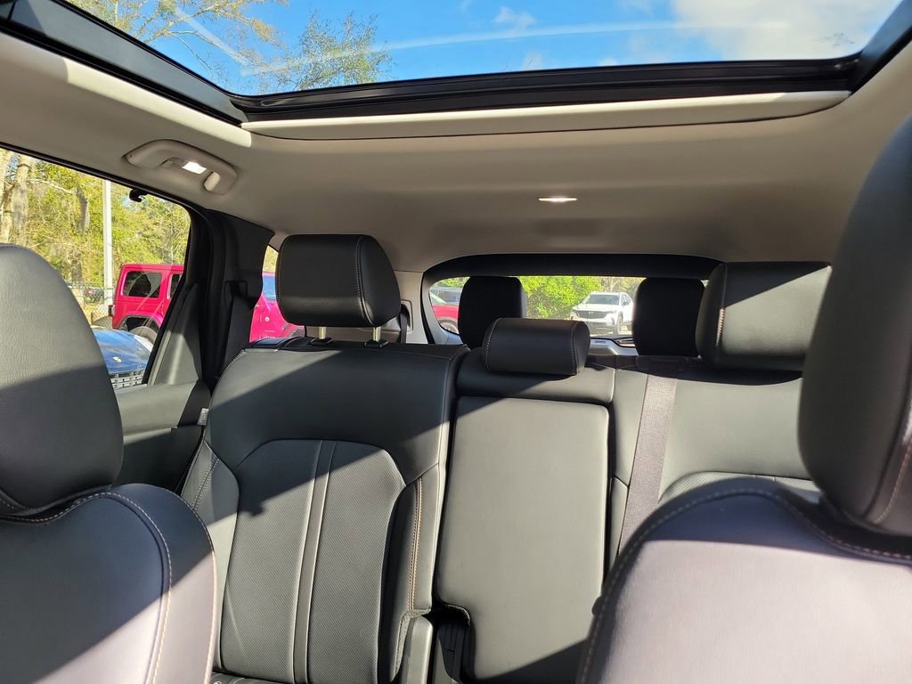 Certified 2025 MAZDA CX-90 Plug-In Hybrid w/Premium Sport image 40