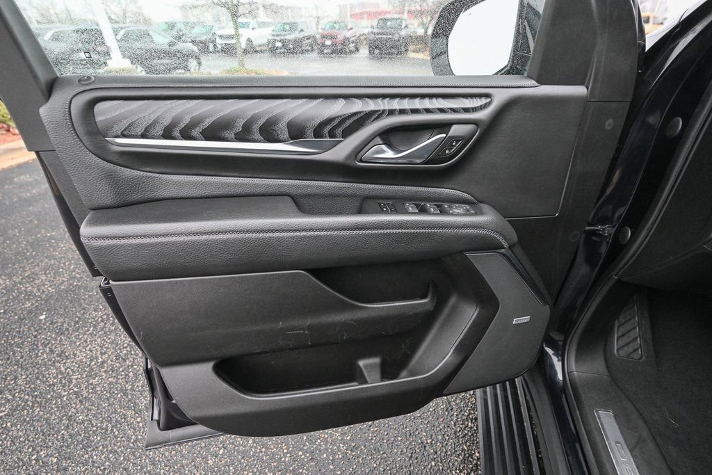 Used 2023 GMC Yukon XL Denali image 19