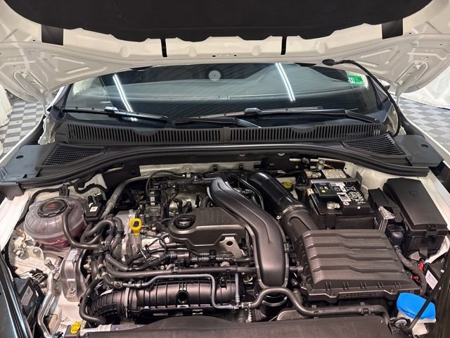 Certified 2024 Volkswagen Jetta SE image 38