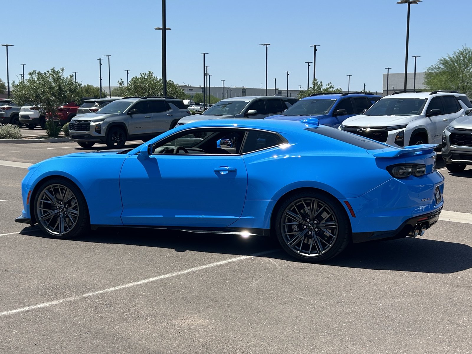 Used 2022 Chevrolet Camaro ZL1 RWD image 3