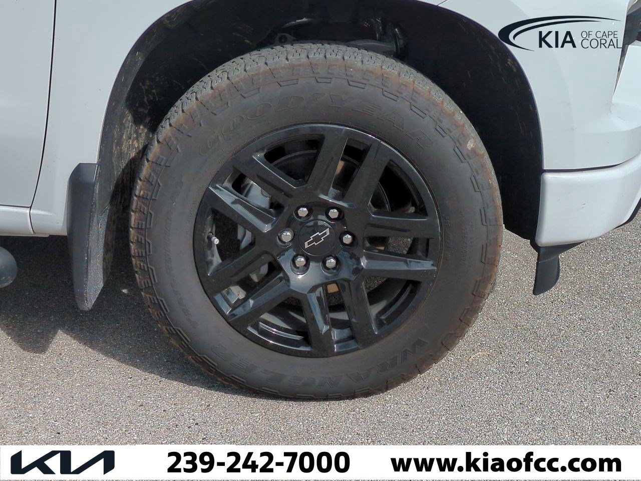 Used 2025 Chevrolet Silverado 1500 RST image 10