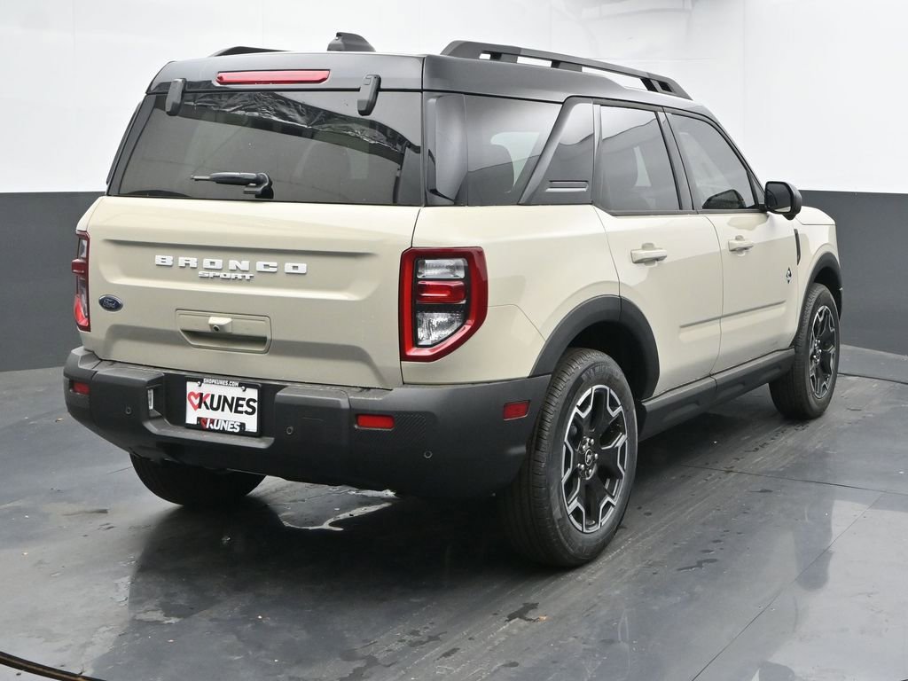 New 2025 Ford Bronco Sport Outer Banks w/ Outer Banks Tech Package+ image 9