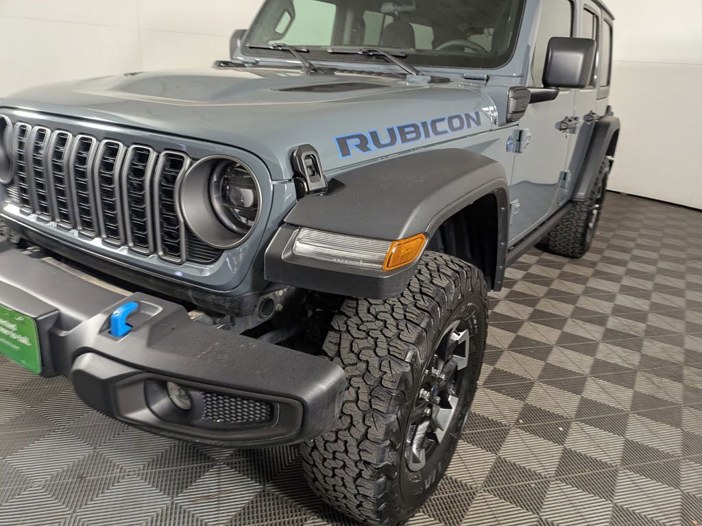 Certified 2025 Jeep Wrangler Unlimited Rubicon 4xe w/ Safety Group image 13