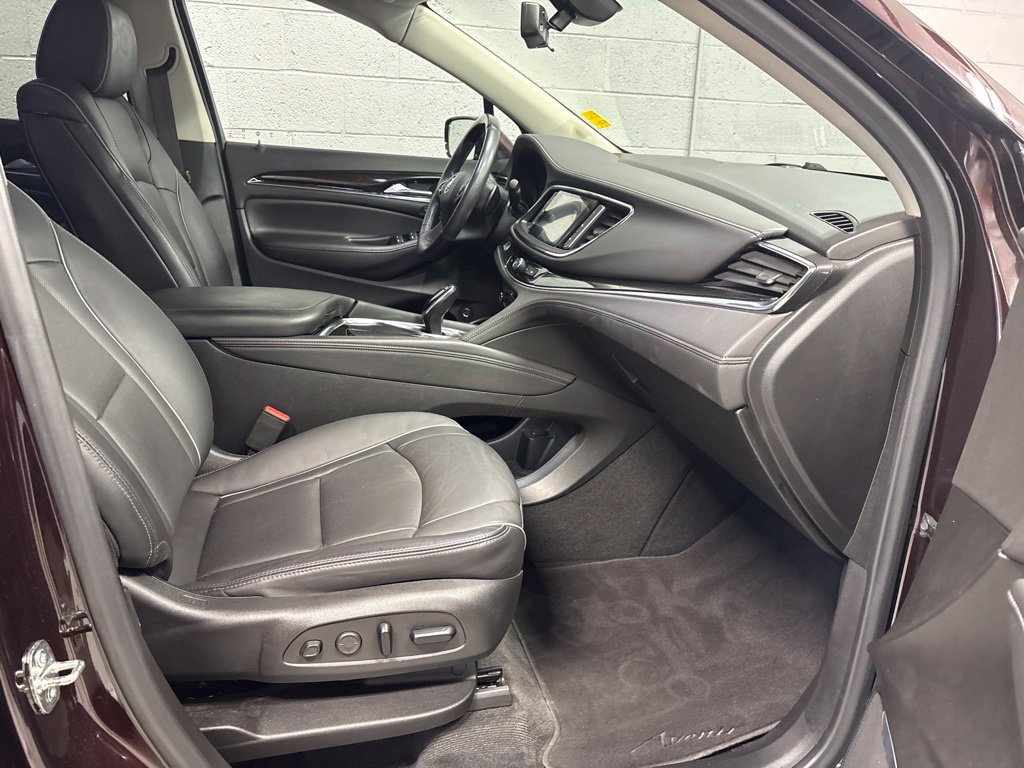Used 2020 Buick Enclave Avenir w/ Trailering Package, 5000 lbs. AWD/4WD image 7