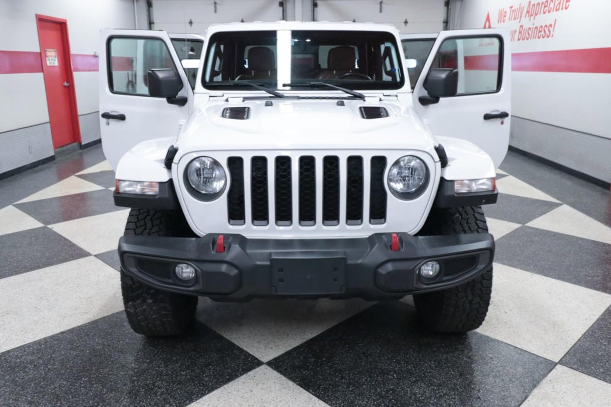 Used 2022 Jeep Gladiator Rubicon w/ Cold Weather Group AWD/4WD image 24