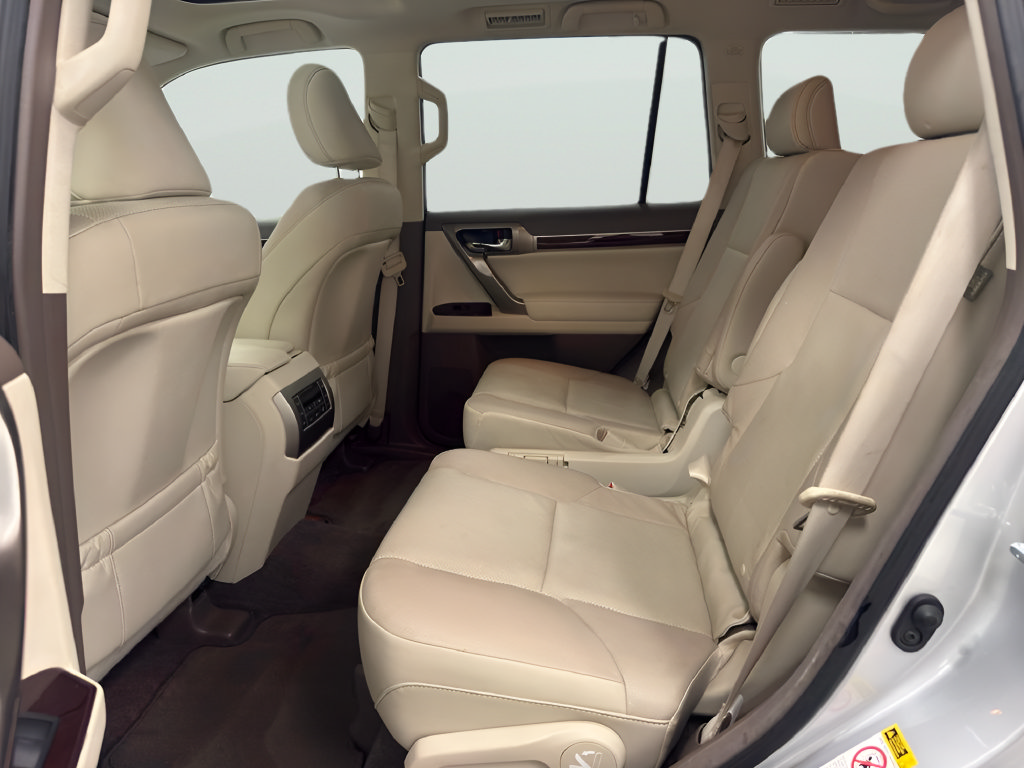 Used 2019 Lexus GX 460 Premium AWD/4WD image 14