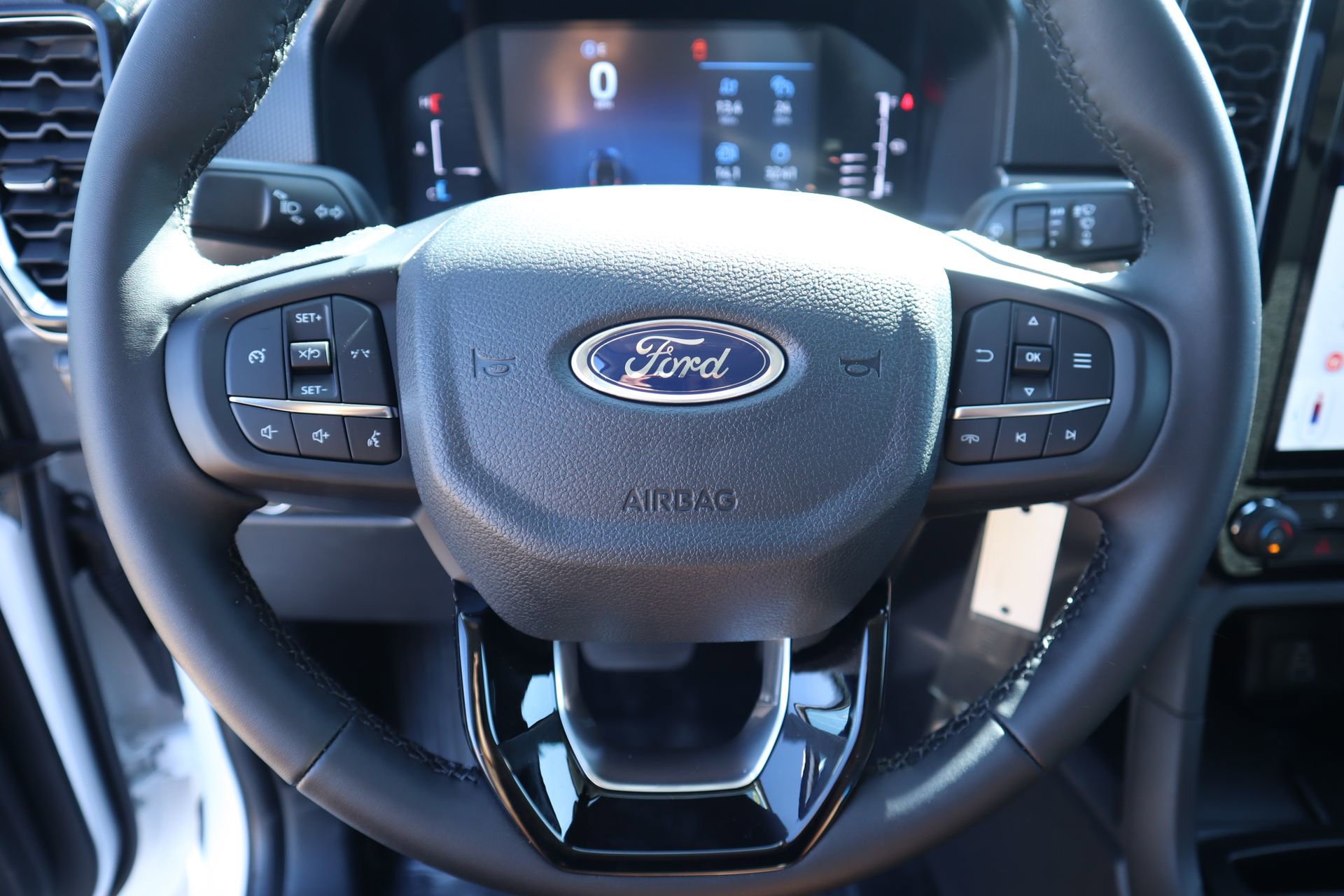 New 2026 Ford Ranger XLT w/ FX4 Off-Road Package image 3