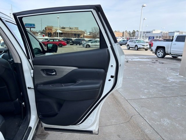 Used 2017 Nissan Murano Platinum w/ Platinum Technology Package image 27