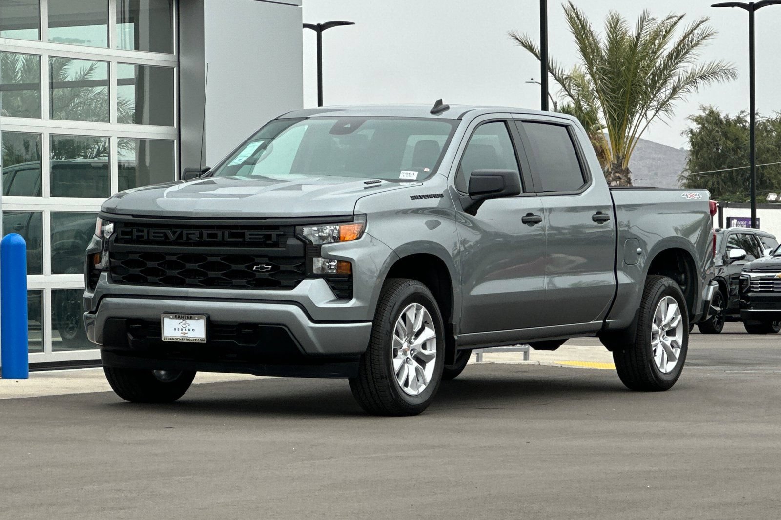 New 2026 Chevrolet Silverado 1500 Custom w/ LPO, Dark Essentials Package AWD/4WD image 8