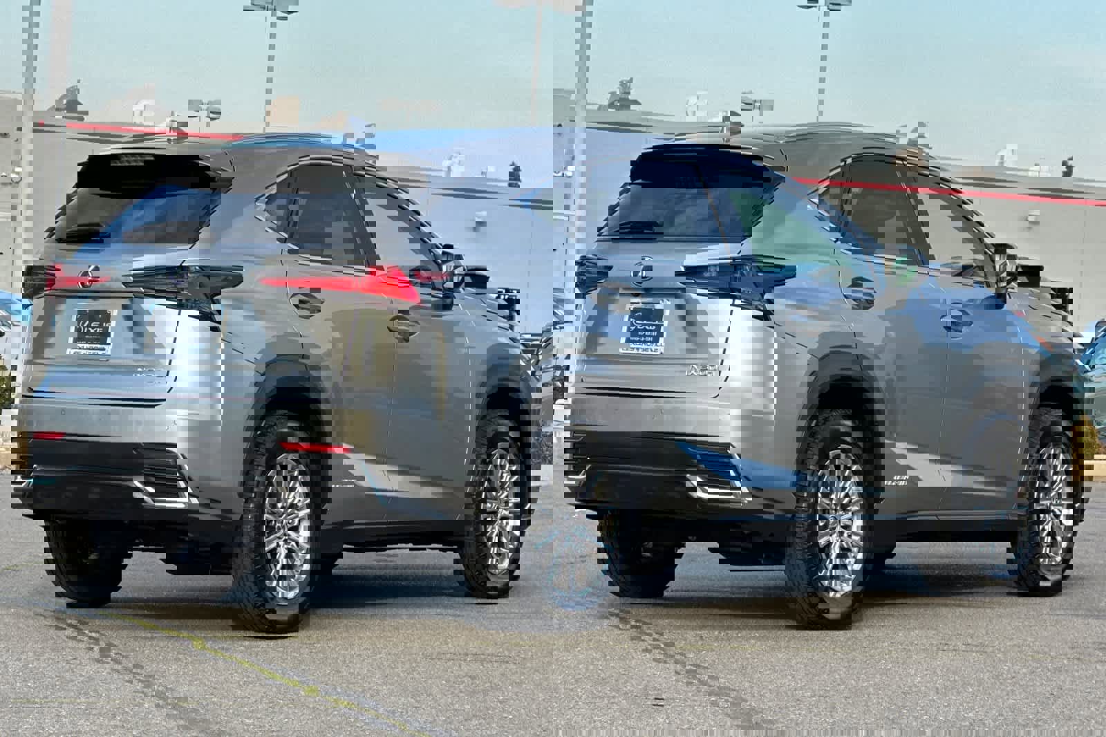 Used 2018 Lexus NX 300h AWD image 2