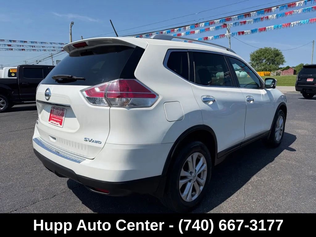 Used 2016 Nissan Rogue SV w/ SV Premium Package AWD/4WD image 4