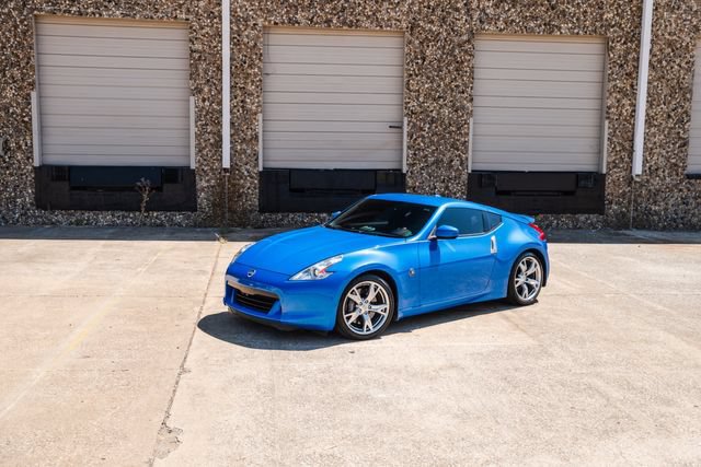 Used 2010 Nissan 370Z Touring w/ Sport Pkg RWD image 35