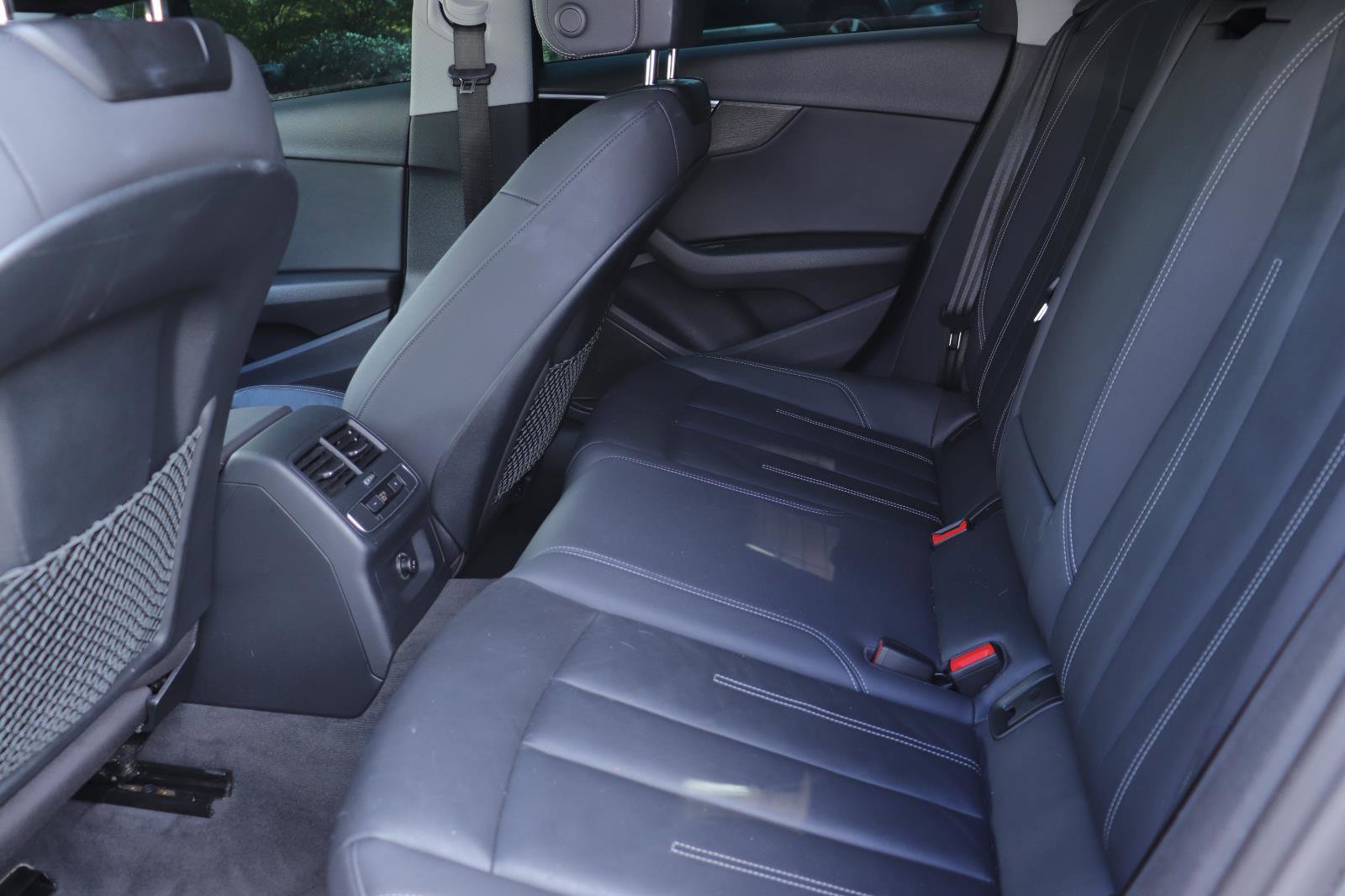 Used 2020 Audi A4 2.0T Premium w/ Convenience Package image 15