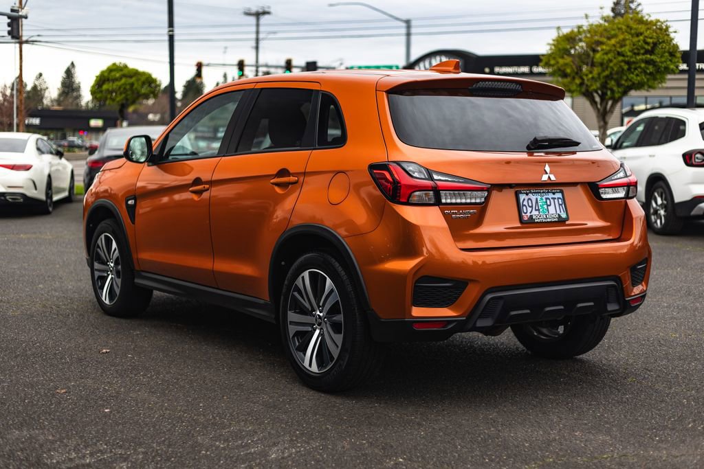 Used 2023 Mitsubishi Outlander Sport ES AWD/4WD image 12