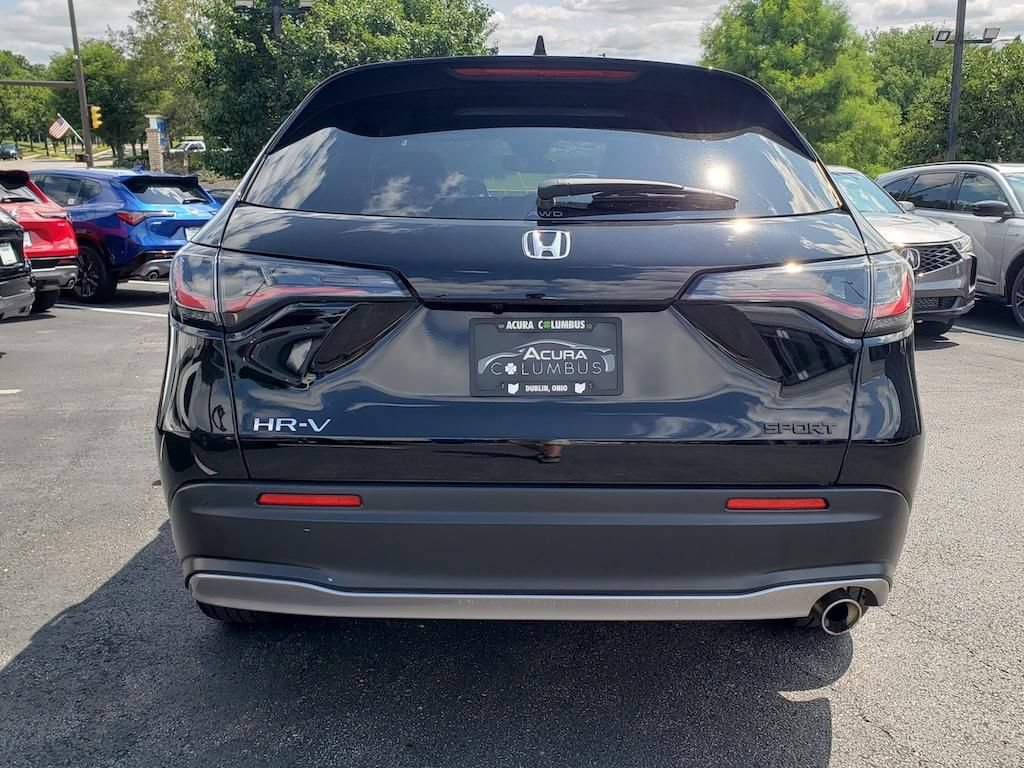 Used 2025 Honda HR-V Sport image 6