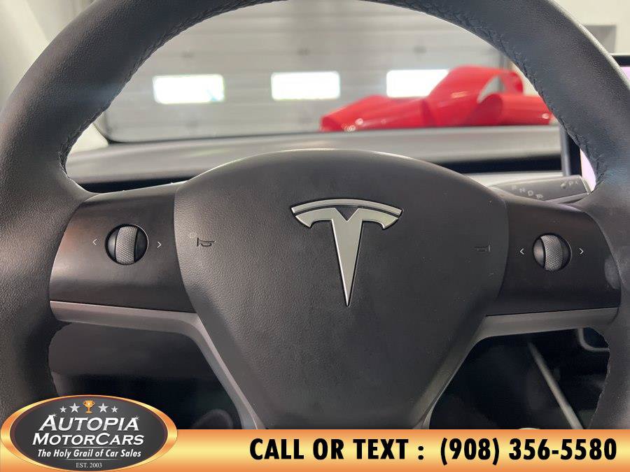 Used 2021 Tesla Model Y Long Range AWD/4WD image 20