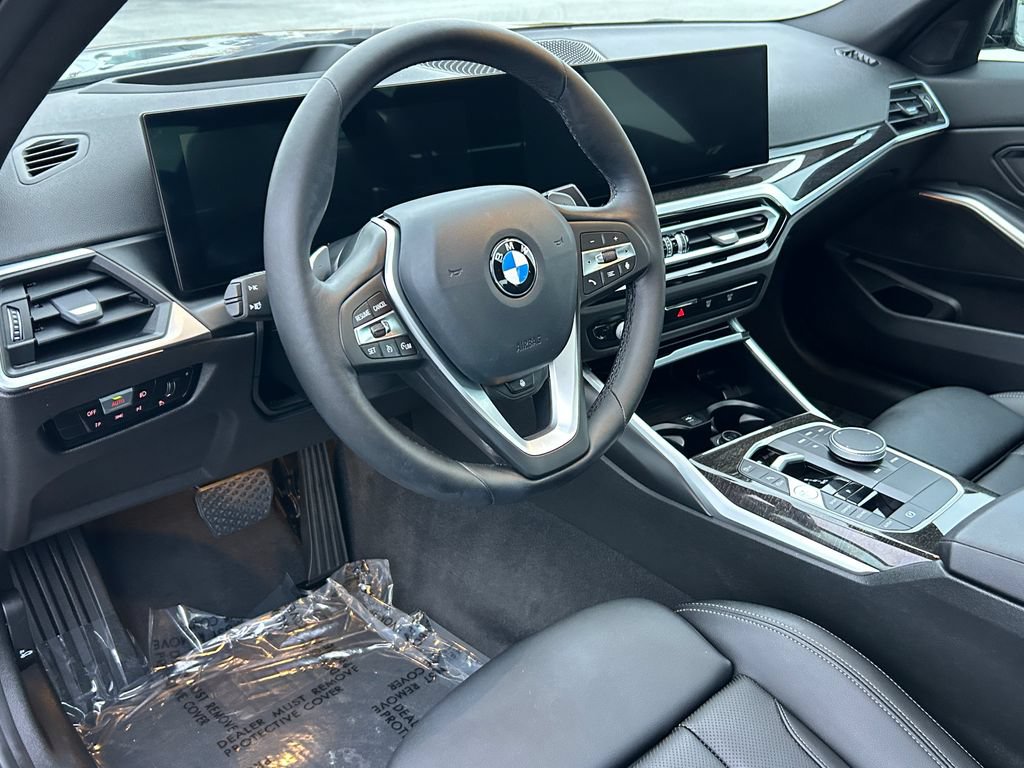 Used 2023 BMW 330i Sedan w/ Premium Package RWD image 13