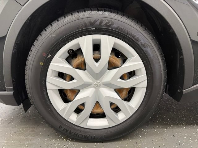 Certified 2021 Toyota C-HR LE FWD image 19