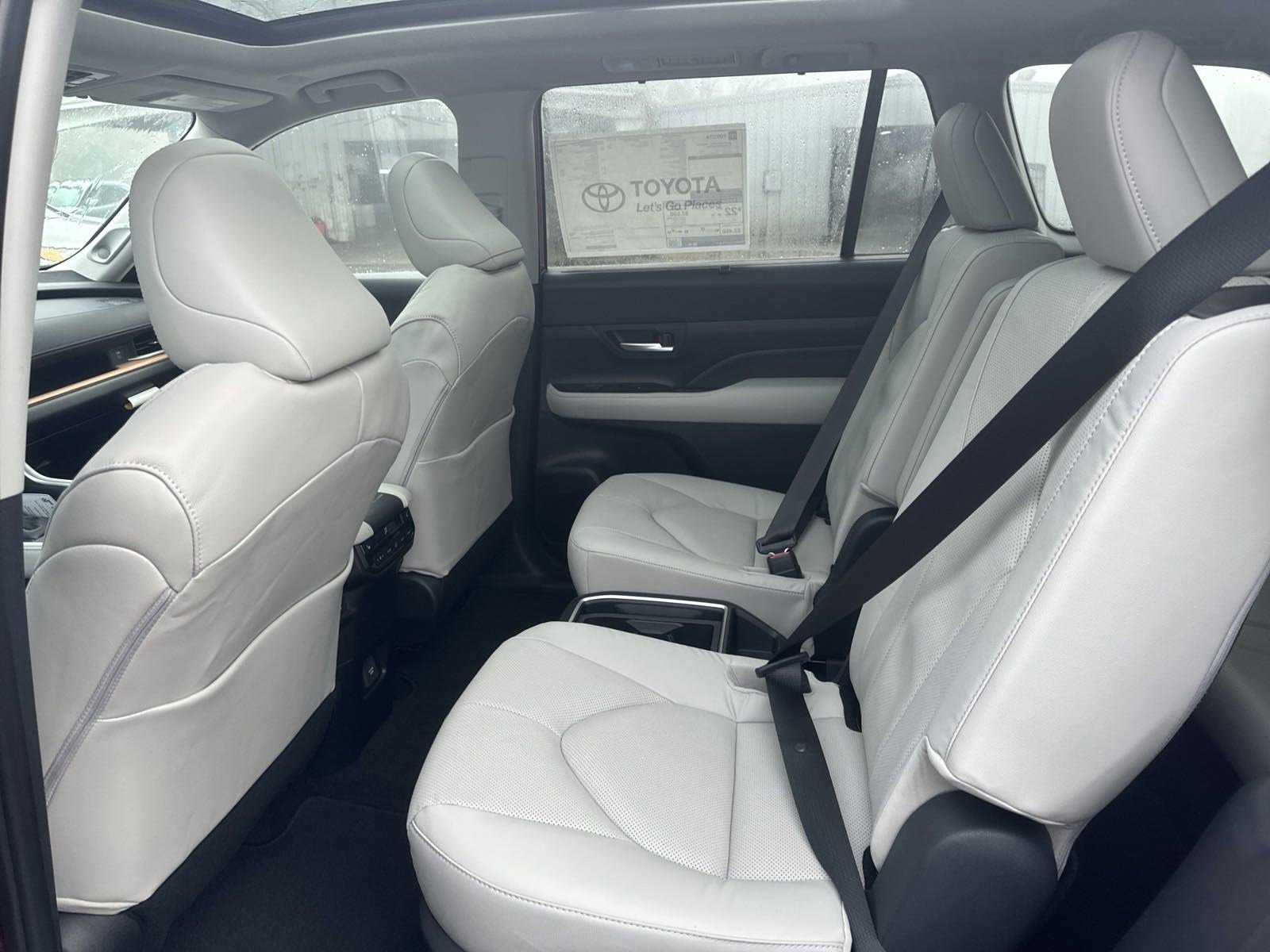New 2024 Toyota Grand Highlander AWD image 24