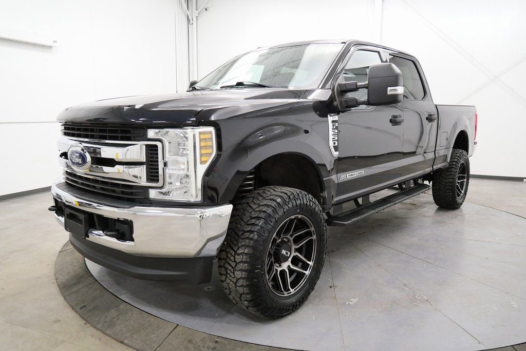 Used 2019 Ford F250 XLT image 3