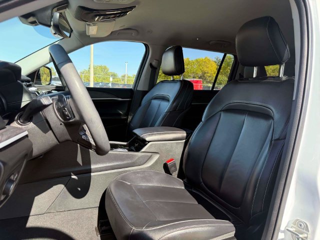 Used 2023 Jeep Grand Cherokee L Limited AWD/4WD image 18