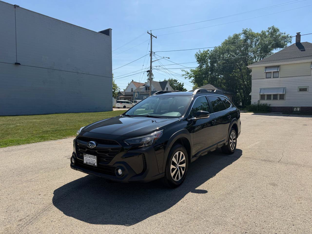 Used 2024 Subaru Outback Premium AWD/4WD image 3
