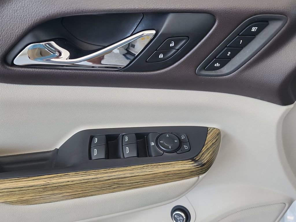 Certified 2018 GMC Acadia Denali w/ Technology Package FWD image 23