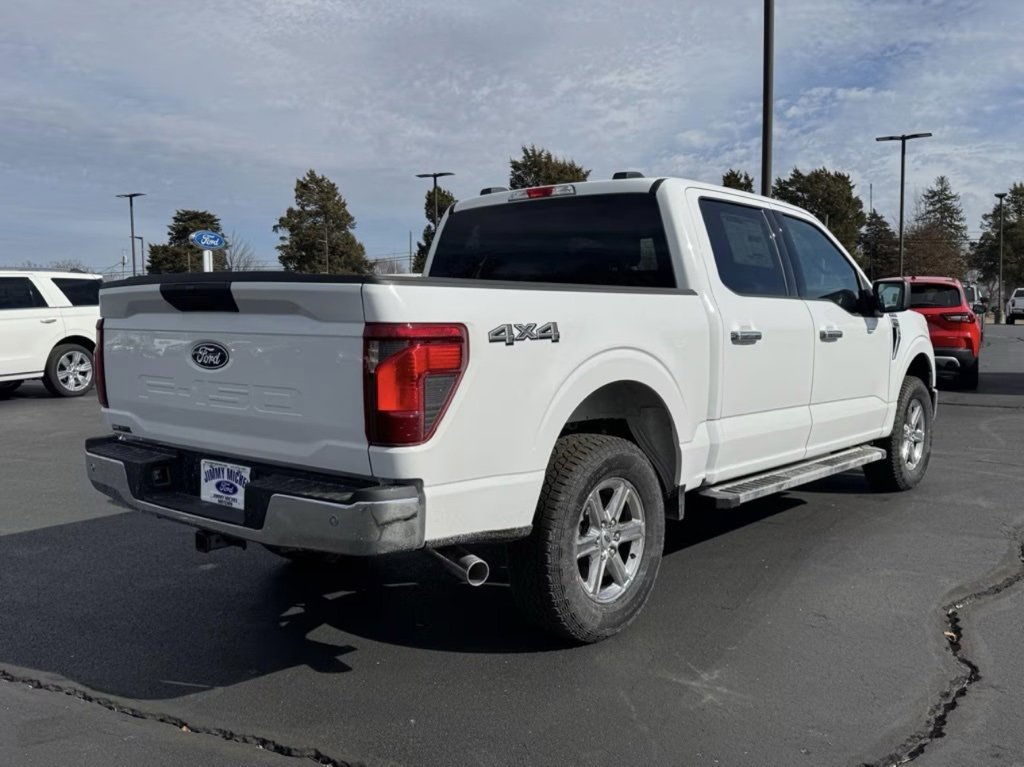New 2025 Ford F150 XLT w/ Equipment Group 301A Standard image 18