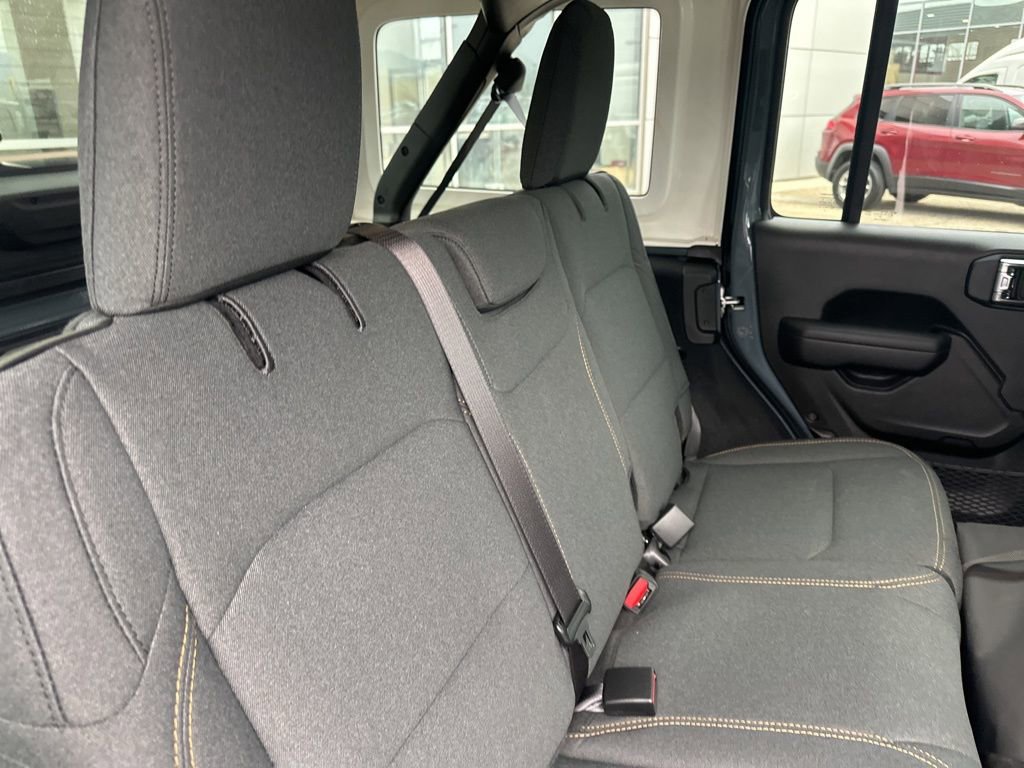 Used 2025 Jeep Wrangler Sport S image 55