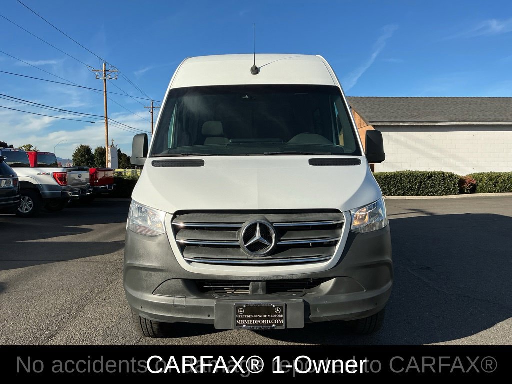 Used 2019 Mercedes-Benz Sprinter 144 image 2