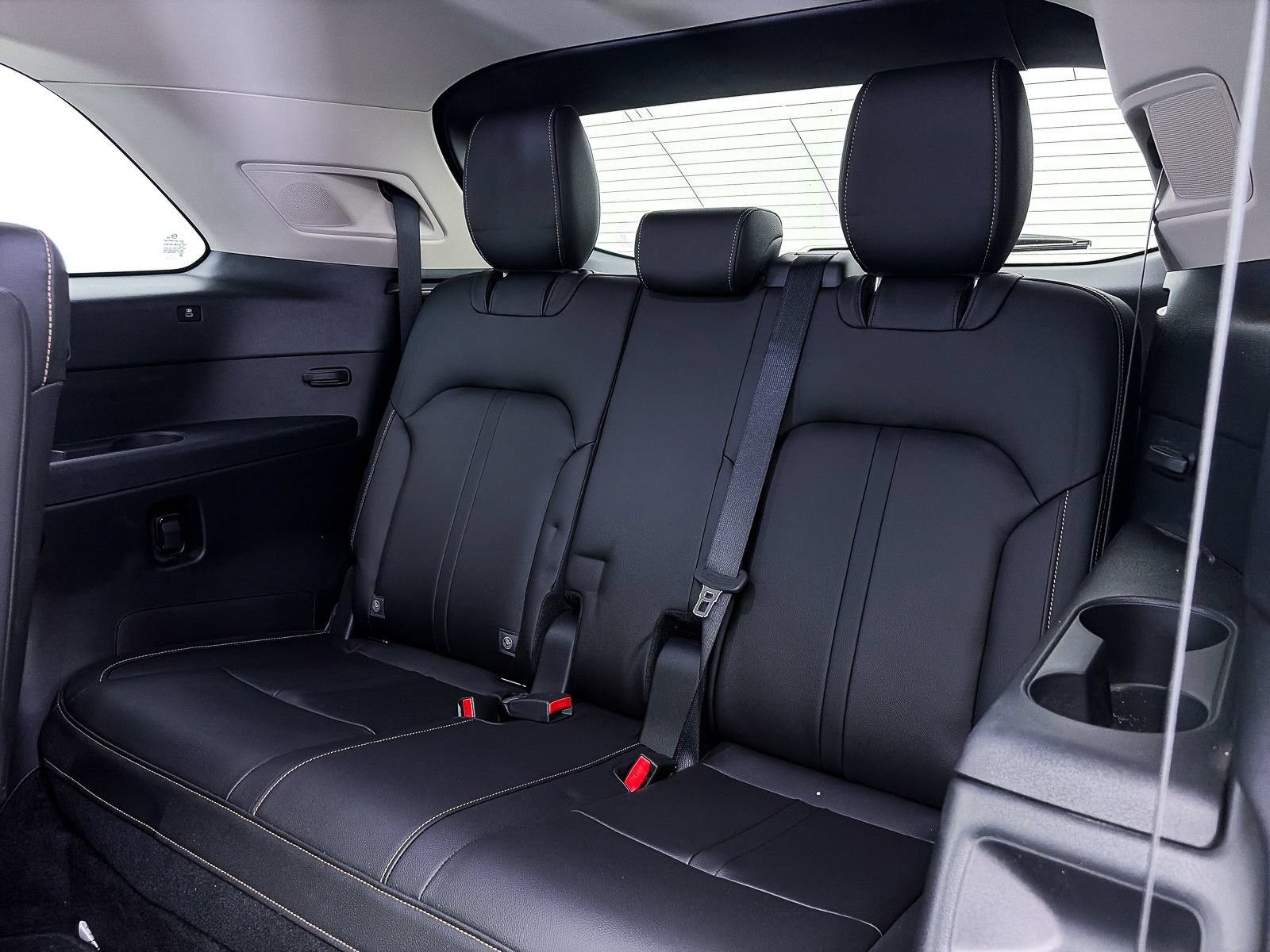 Used 2024 MAZDA CX-90 Plug-In Hybrid w/ Premium Pkg AWD/4WD image 42