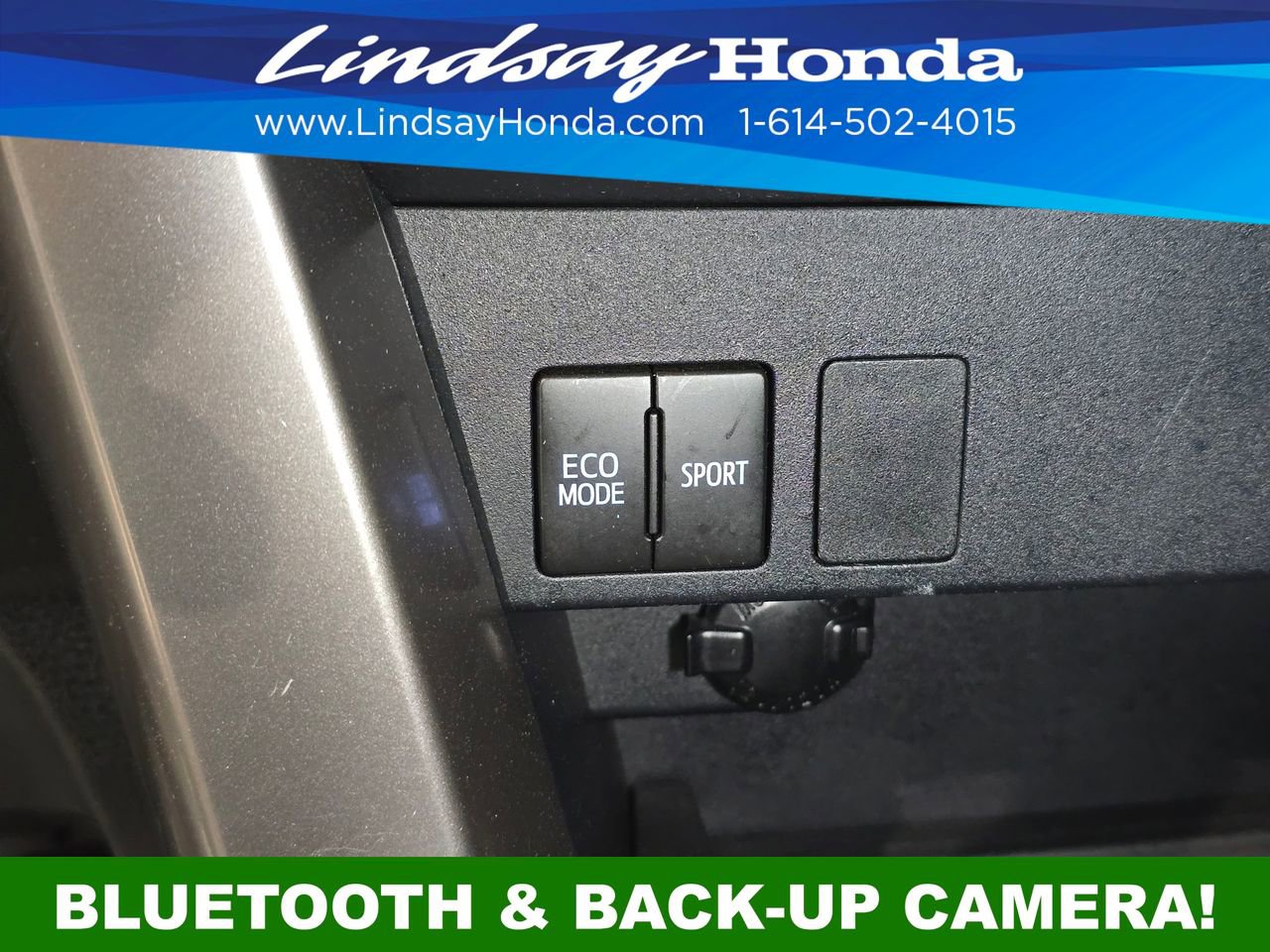 Used 2018 Toyota RAV4 LE w/ All Weather Liner Package image 20