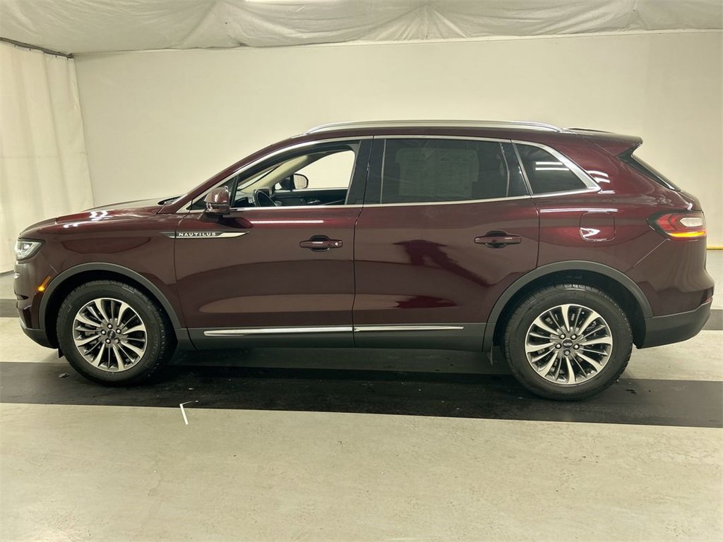 Used 2023 Lincoln Nautilus Reserve w/ Class II Trailer Tow Package image 6