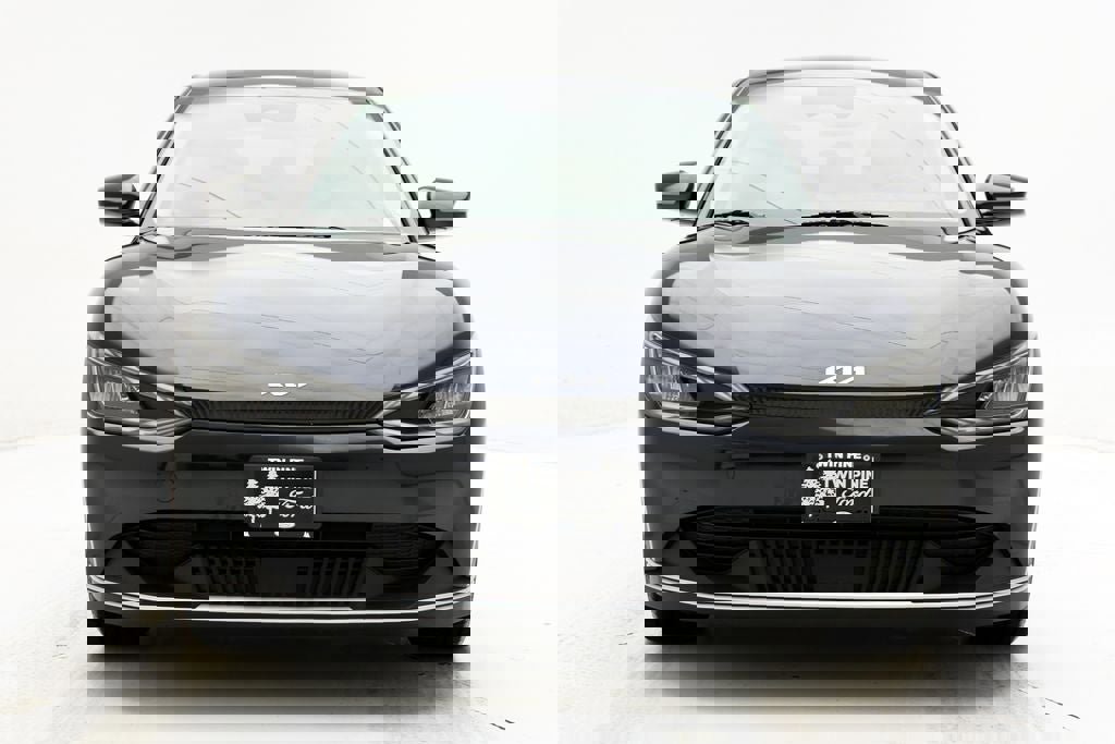 Used 2024 Kia EV6 Light image 4